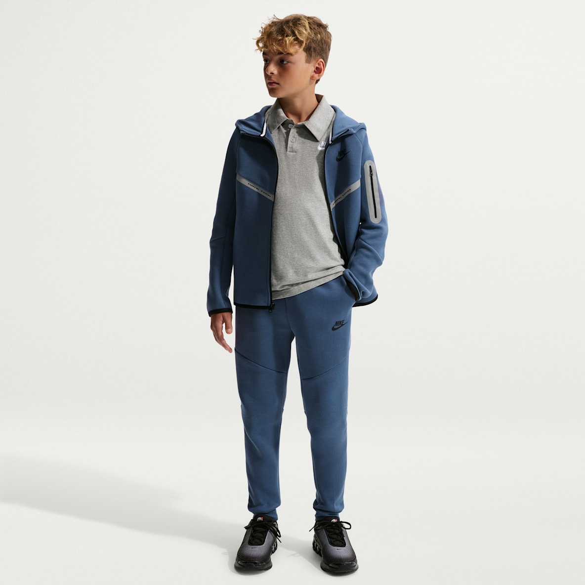 Blue Tech Fleece Clothing. Nike.com